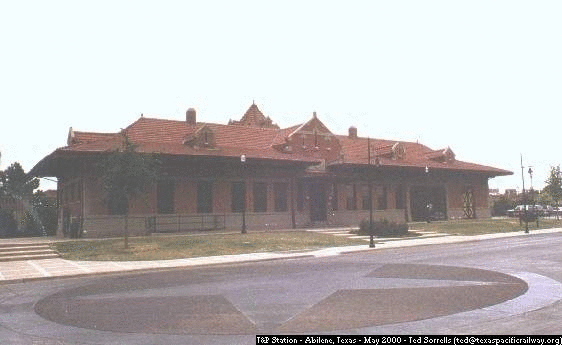 Image of T&P Stations & Structures in Abilene TX May 2000
