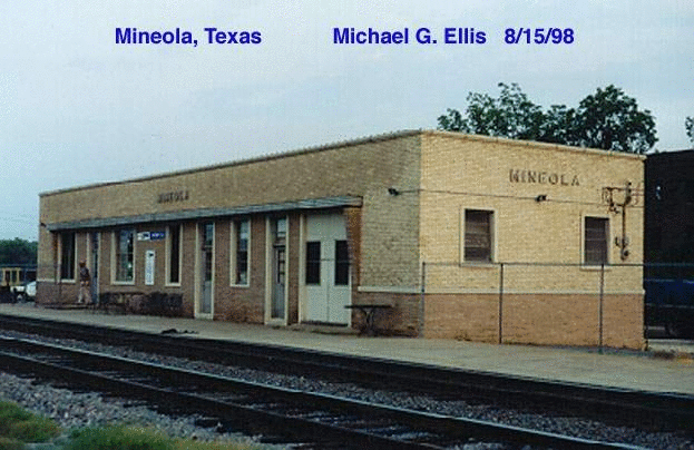 Images of Texas & Pacific Stations and Structures in  Mineola, TX