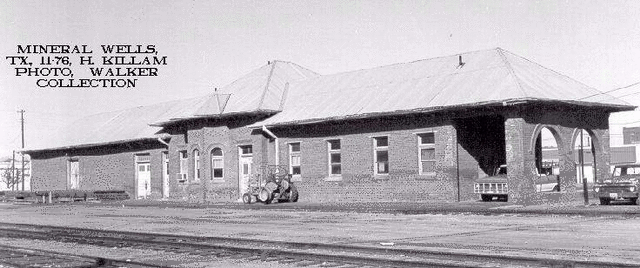 Images of Texas & Pacific Stations and Structures in  Mineral Wells, TX
