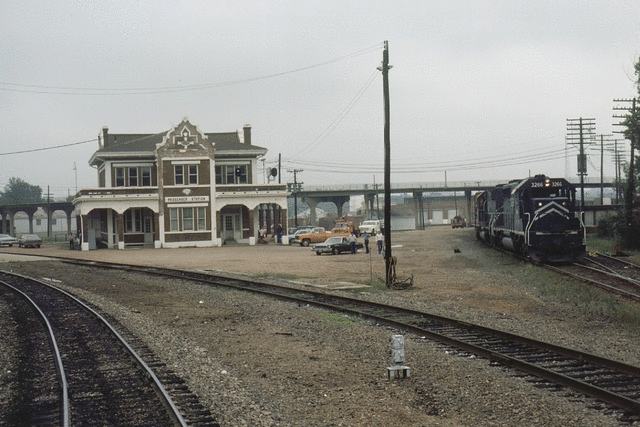 Image of T&P Stations & Structures in Marshall Passenger Station