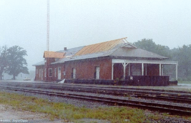 Images of Texas & Pacific Stations and Structures in  Paris, TX