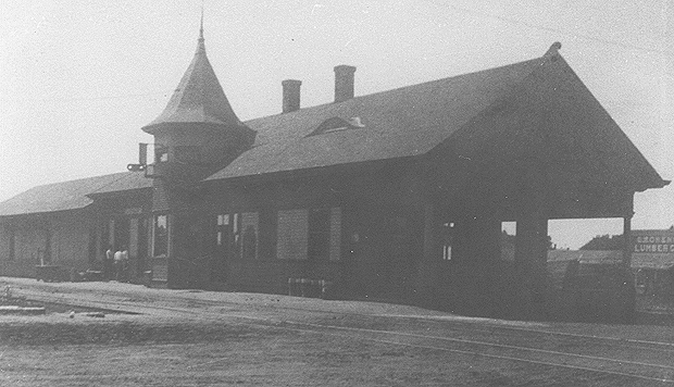 Image of T&P Stations & Structures in Arlington TX c1904