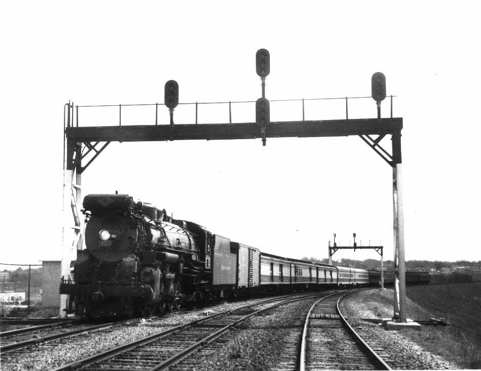 Image of T&P Stations & Structures in Signal Bridge - East end of East Yard - Fort Worth TX