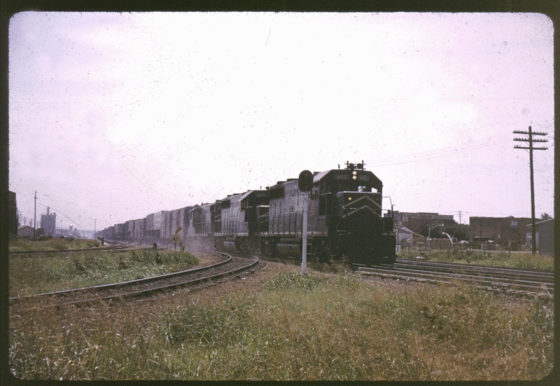 Image of T&P Diesel GP-35 #602