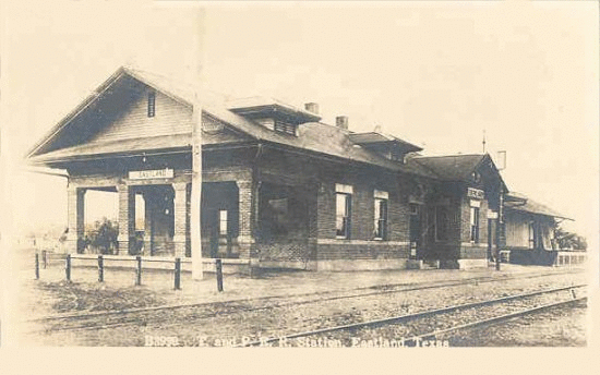 Images of Texas & Pacific Stations and Structures in  Eastland, TX