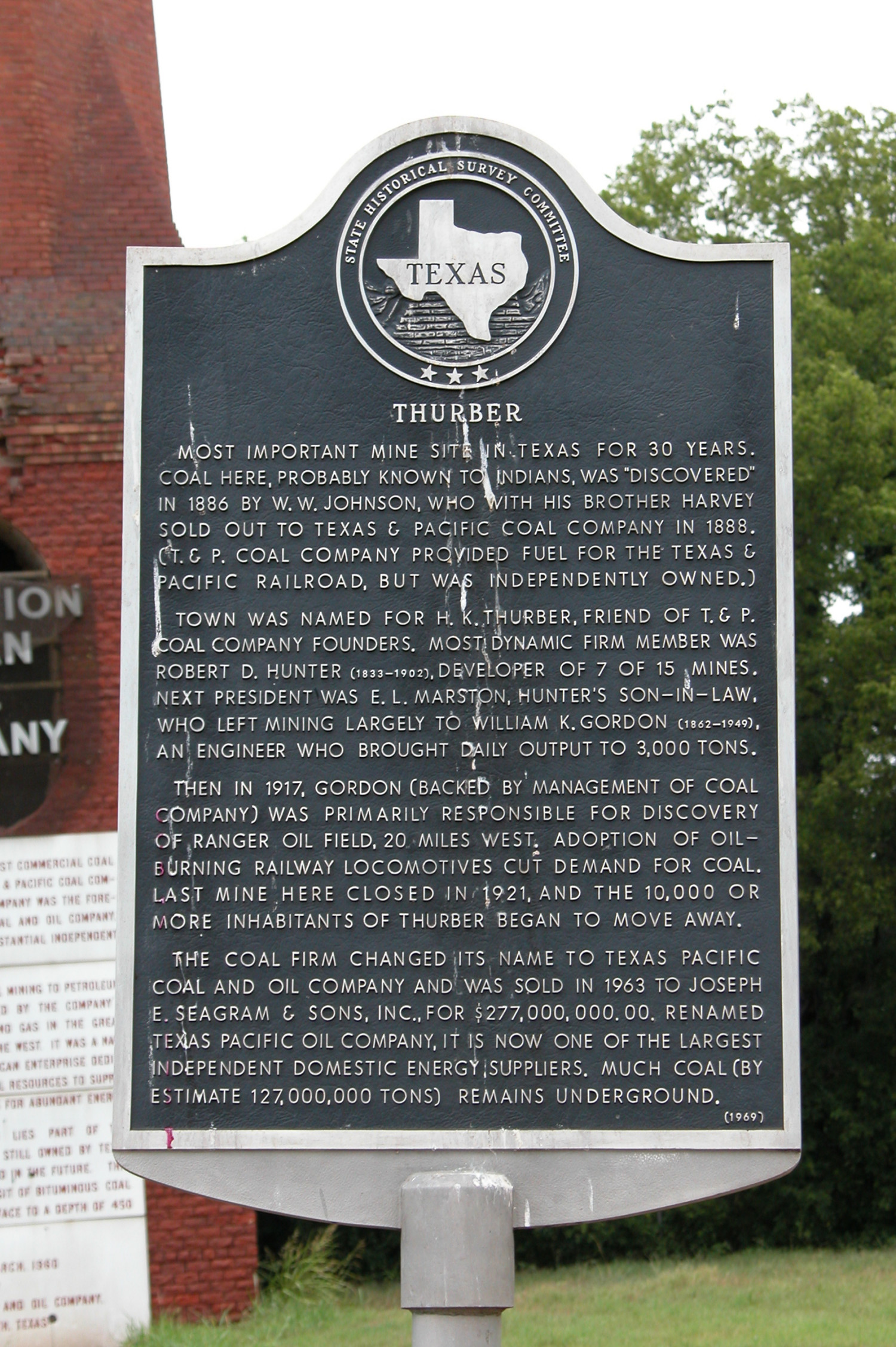 Images of Texas & Pacific Stations and Structures in  Thurber, TX