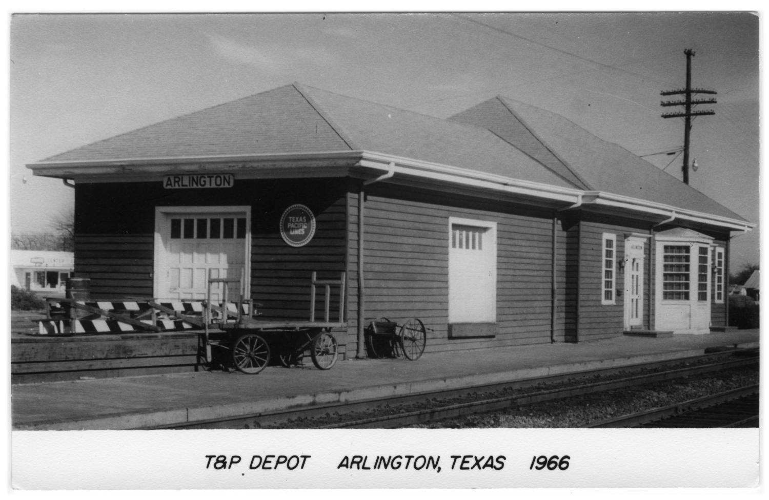 Images of Texas & Pacific Stations and Structures in  Arlington, TX