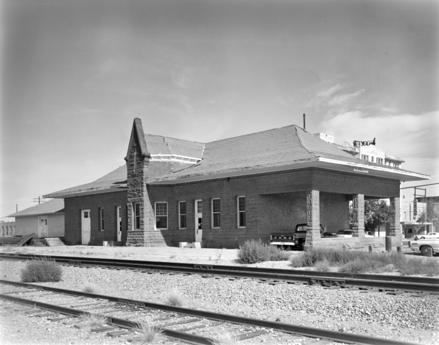 Images of Texas & Pacific Stations and Structures in  Colorado City, TX