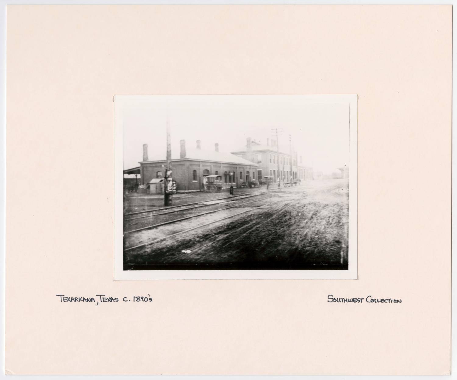 Images of Texas & Pacific Stations and Structures in  Texarkana, TX