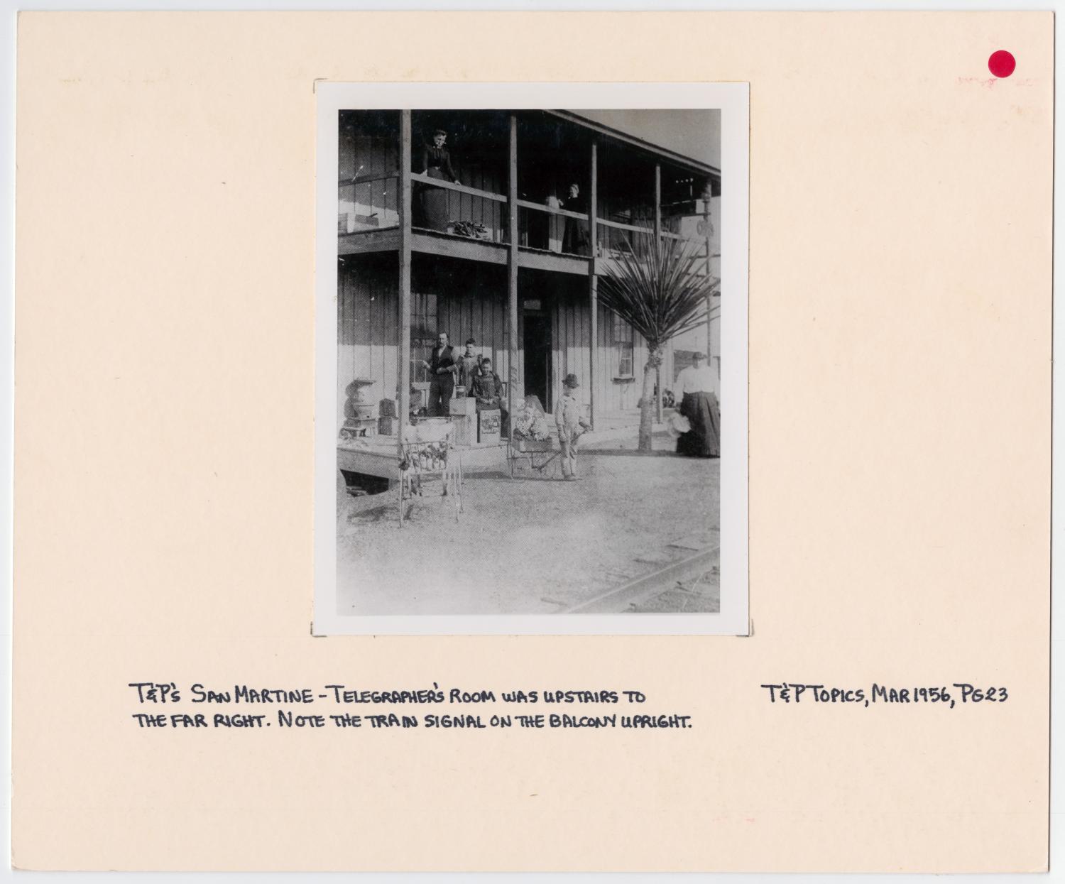 Images of Texas & Pacific Stations and Structures in  San Martine, TX