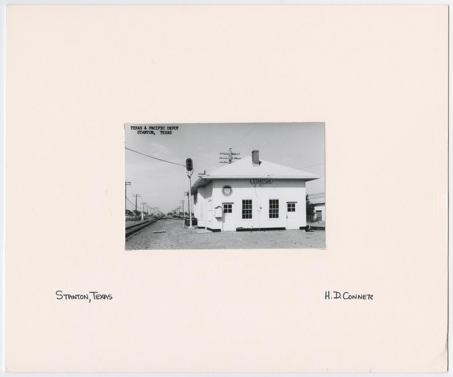 Images of Texas & Pacific Stations and Structures in  Stanton, TX
