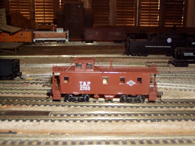 T&P Caboose 2300