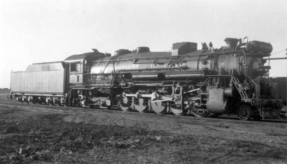2-10-4 668 Mineola TX 27 July 1932
