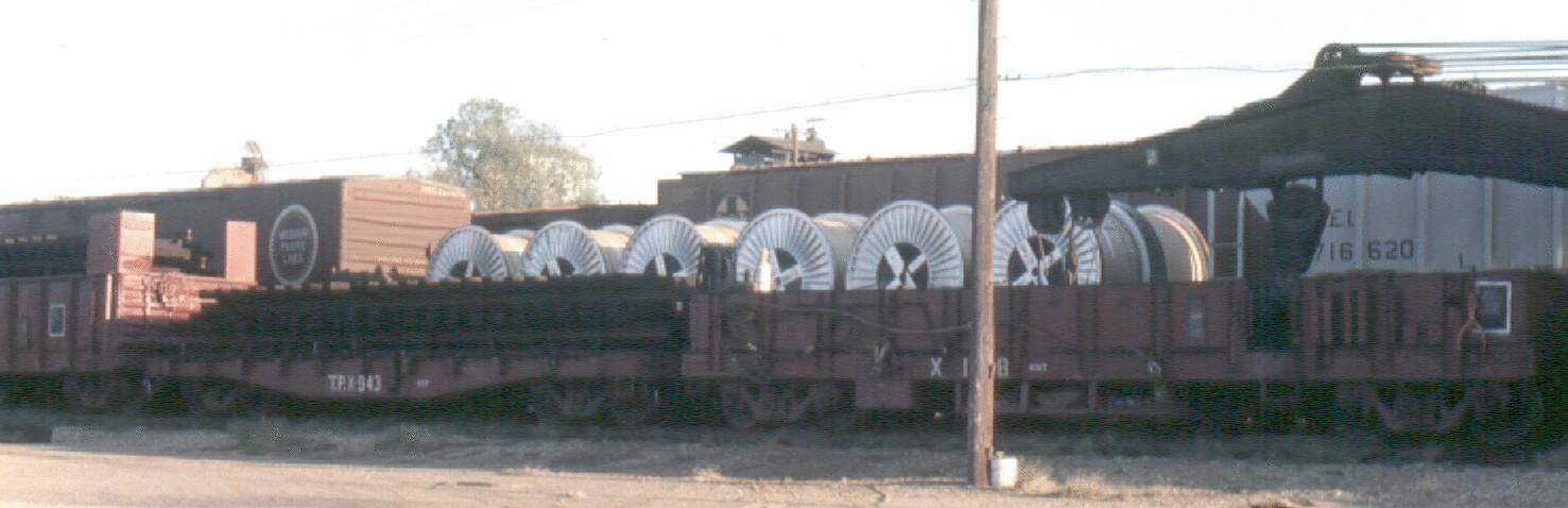 x943 Track and Boom