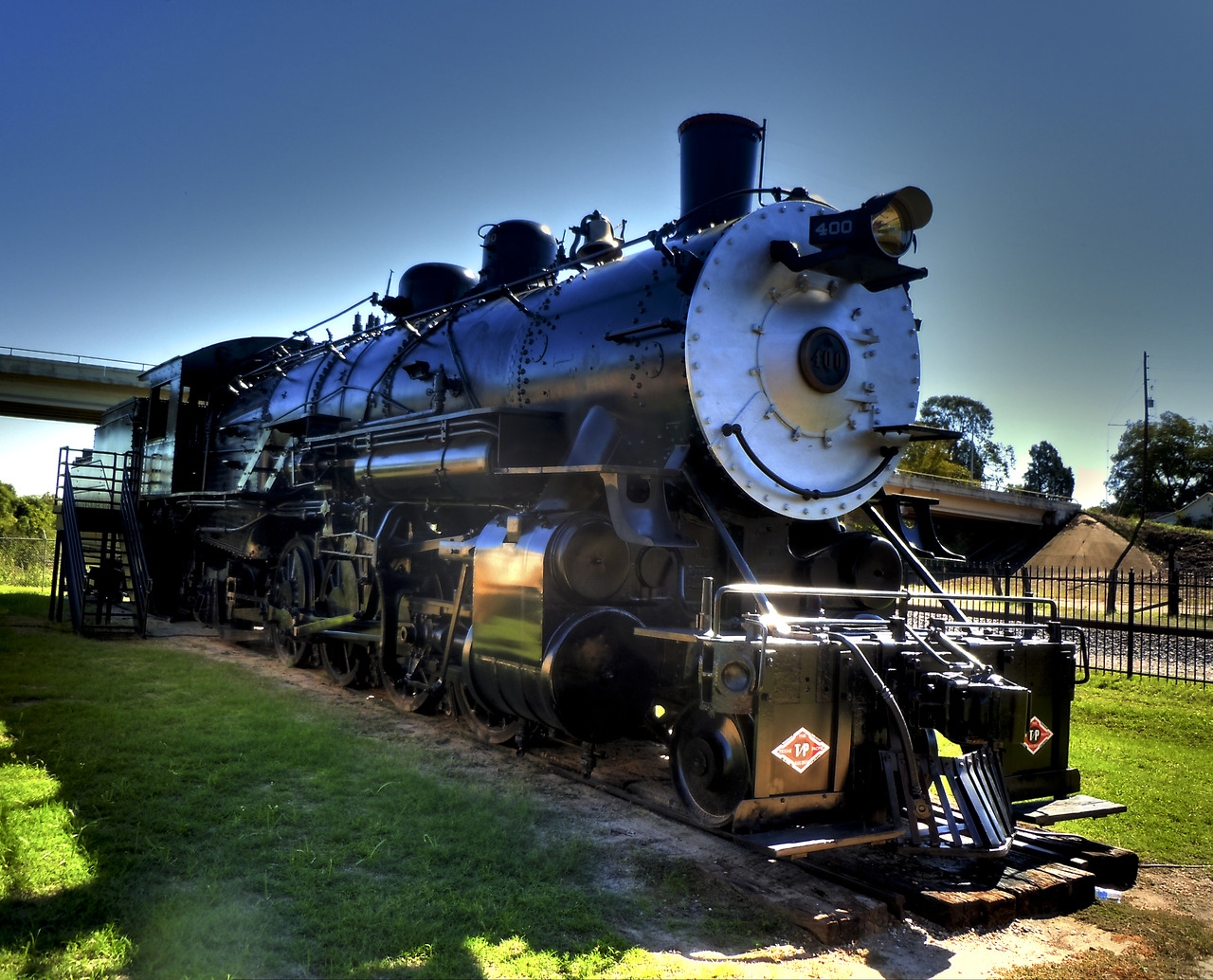 T&P Railway #400, a 2-8-2
