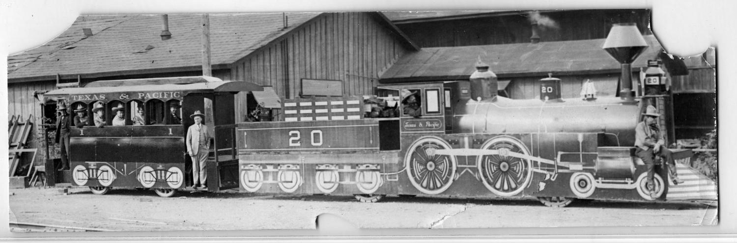 Trolley made to look like a Texas and Pacific Railway train