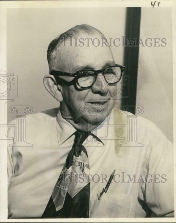 William H. Stalcup, Texas & Pacific railroad engineer, retires. c1960