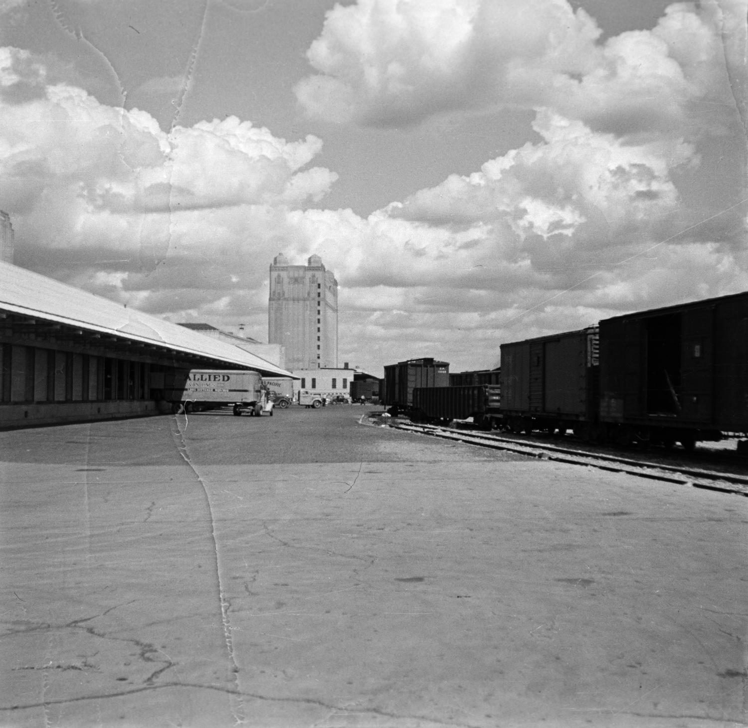 Texas & Pacific Warehouse
