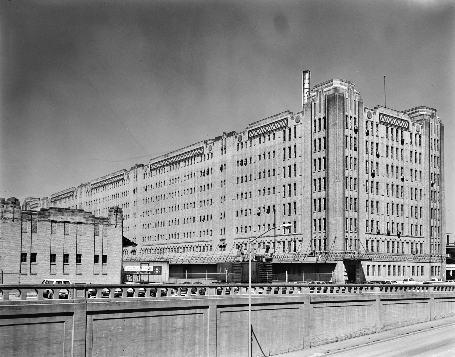 Texas and Pacific Warehouse, Southeast oblique
