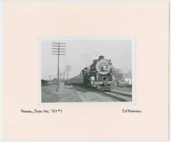 Train Engine #905 and Cars - Marshall, Texas
