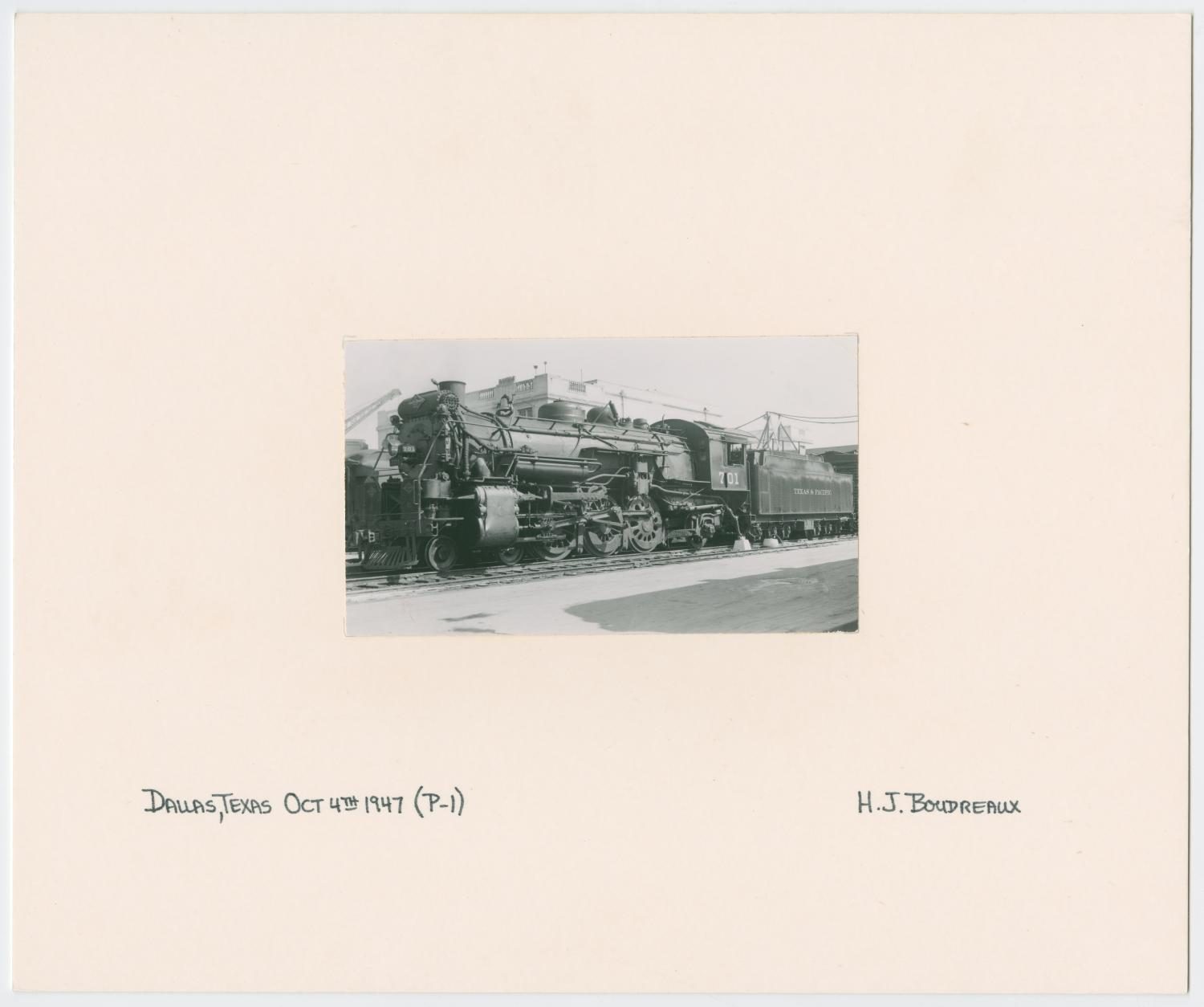 Train Engine #701 and Car - Dallas, Texas