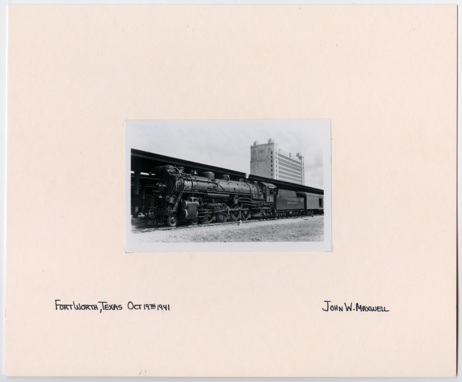 Texas & Pacific Train #901 in Fort Worth, Texas